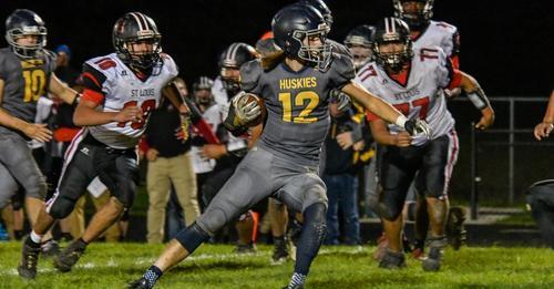 Breckenridge rolls over rival St. Louis in finale